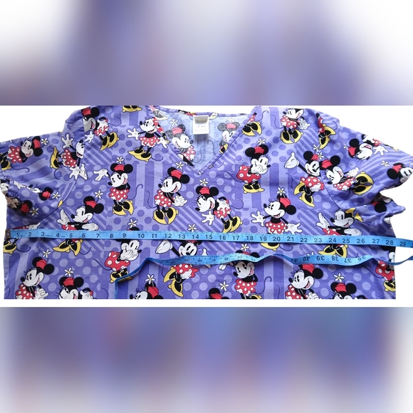 Disney Women's Minnie Mouse Purple Print Scrub Top- Size 3XL EUC - Picture 4 of 4
